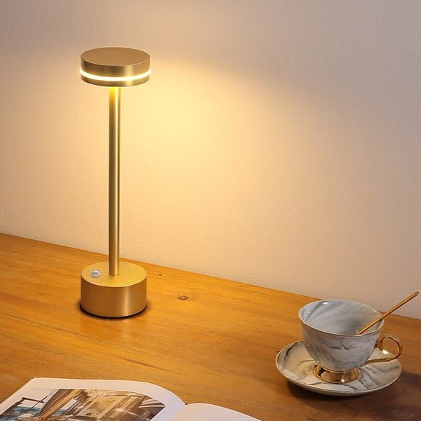 Vionara - Lampe de table aluminium rechargeable, intensité réglable | Vionara