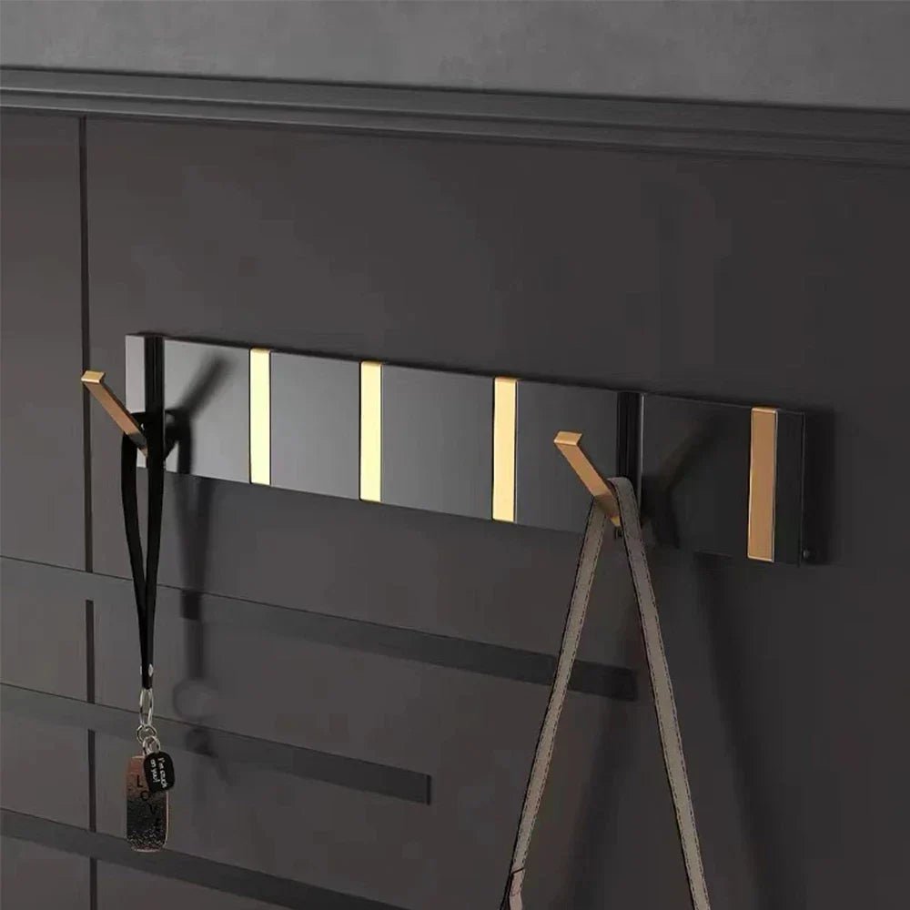 Vionara - Patère murale pliante en acier minimaliste | Vionara