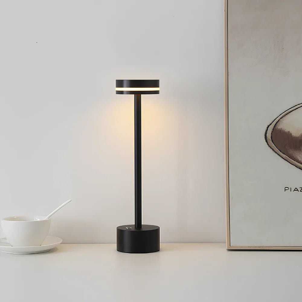 Vionara - Lampe de table aluminium rechargeable, intensité réglable | Vionara
