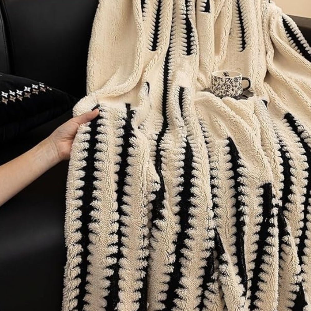 Vionara - Housse de canapé matelassée en microfibre texturée | Vionara