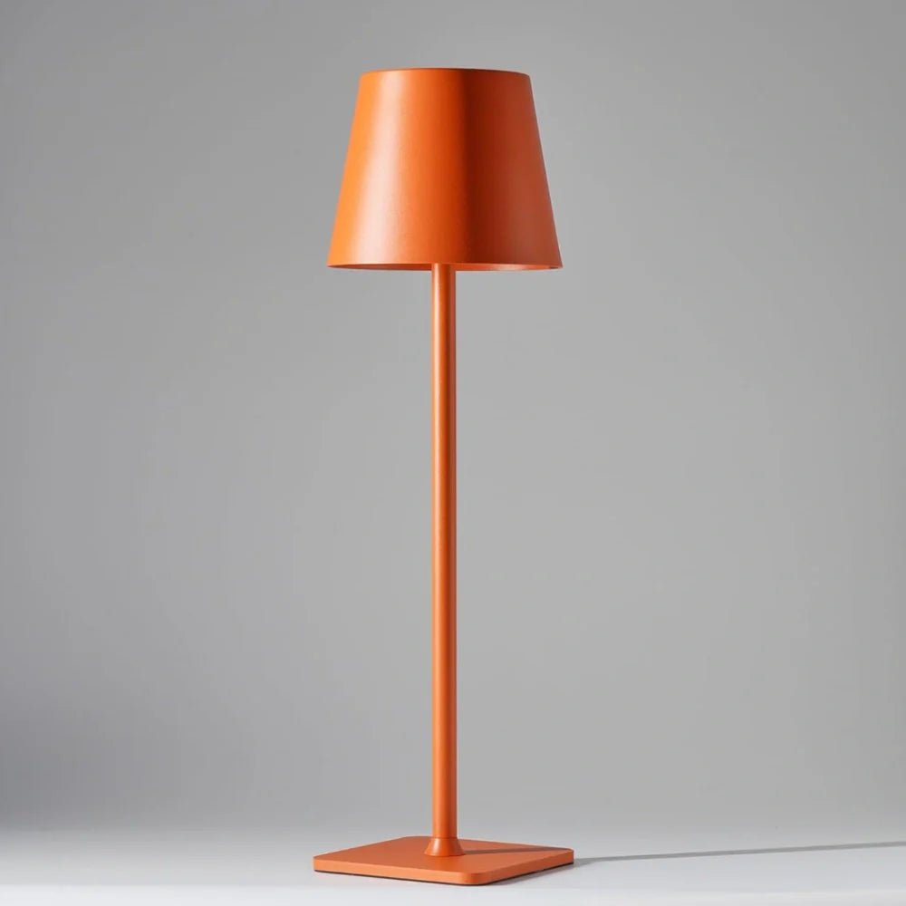 Vionara - Lampe de table haute en fer minimaliste | Vionara