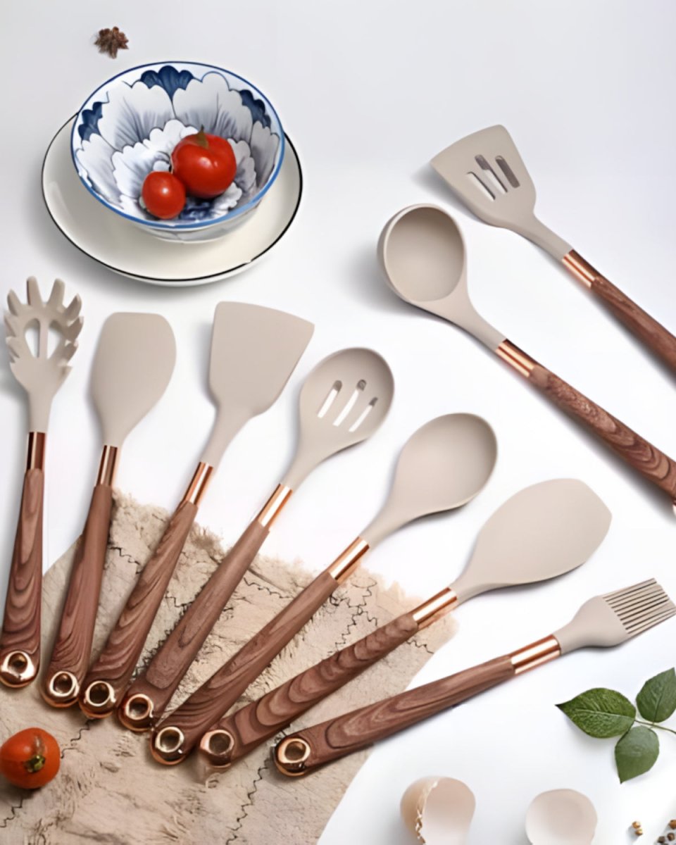 Vionara - Ensemble d’ustensiles 11 pièces silicone bois et or | Vionara