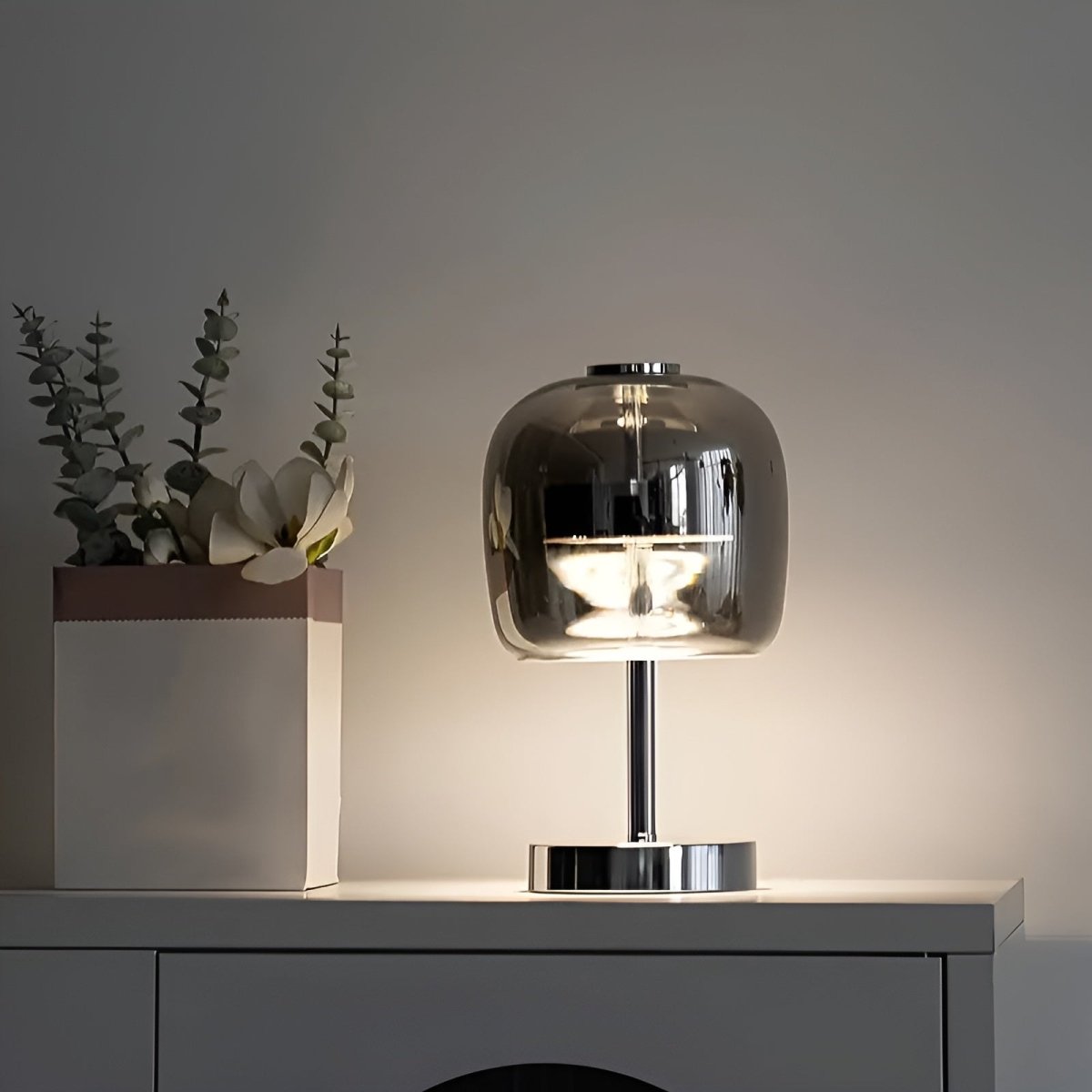 Vionara - Lampe de table en verre fumé dimmable à commande tactile | Vionara