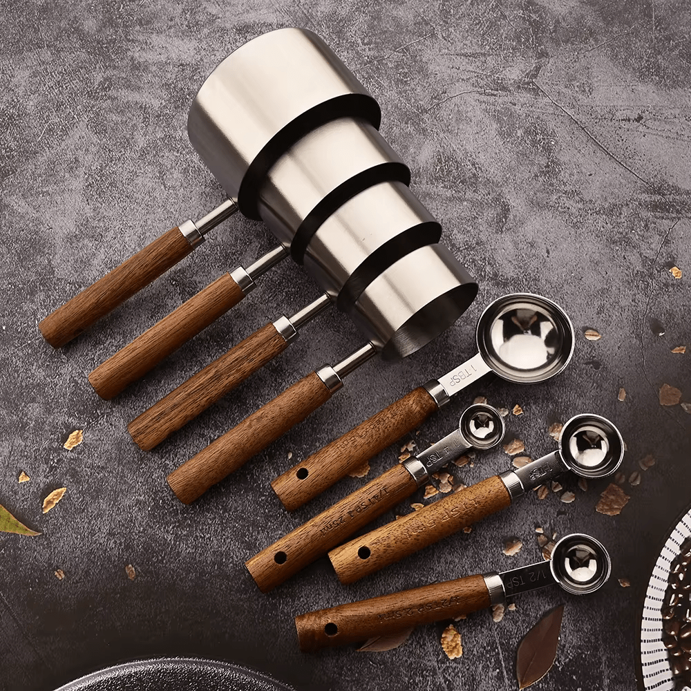 Vionara - Set doseur en acier inox et chêne massif | Vionara