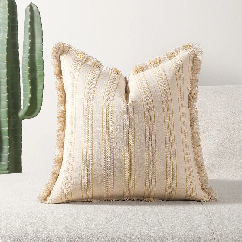 Vionara - Housse de coussin jacquard à franges en coton mélangé | Vionara