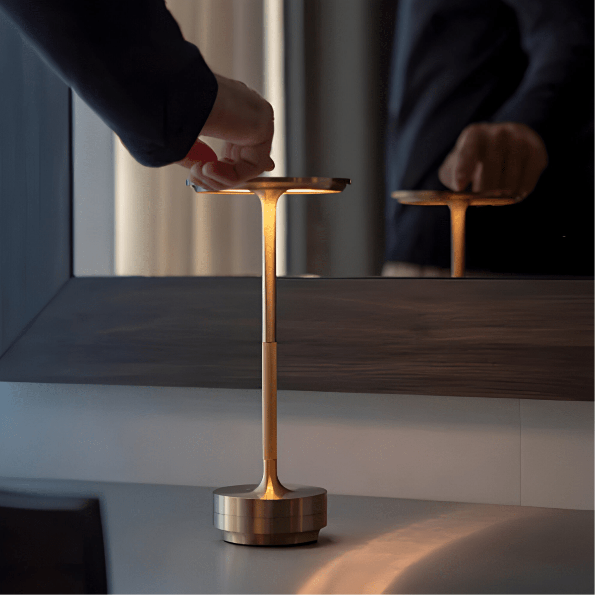 Vionara - Lampe de table sans fil en métal – Dimmable avec commande tactile | Vionara