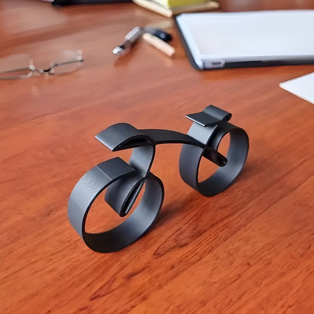 Vionara - Sculpture cycliste en métal style minimaliste | Vionara