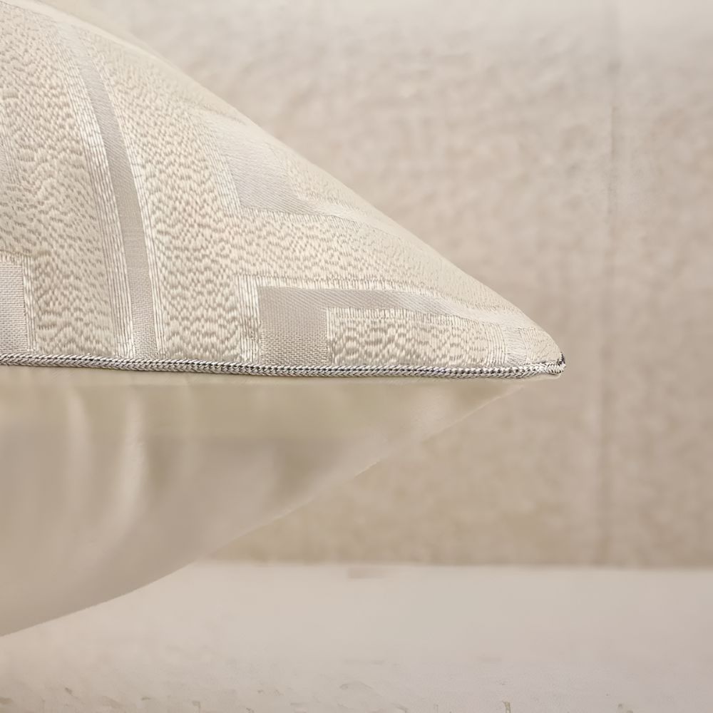 Vionara - Housse de coussin jacquard en velours texturé 45×45 cm