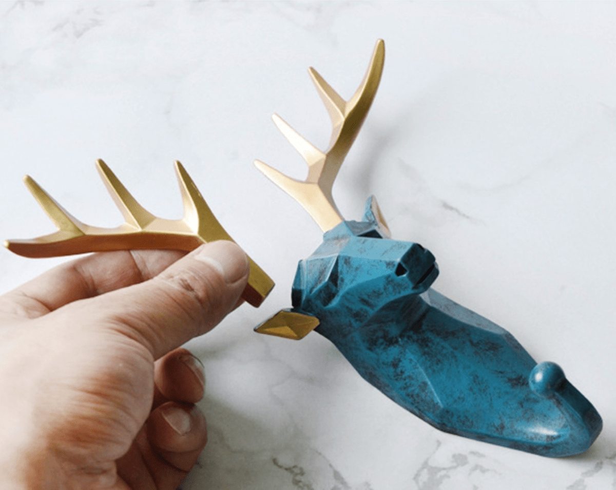 Vionara - Patère murale décorative en résine – Design géométrique animalier | Vionara