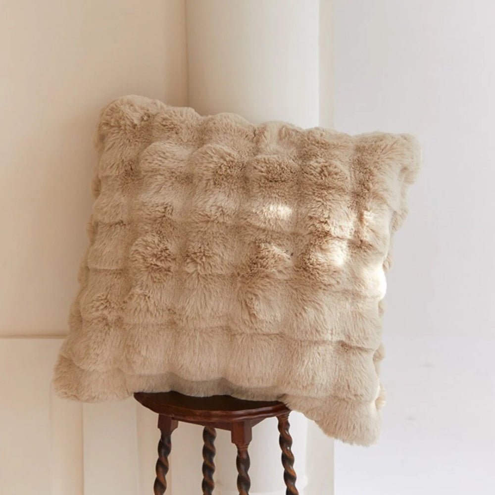 Vionara - Housse de coussin décoratif en fausse fourrure douce