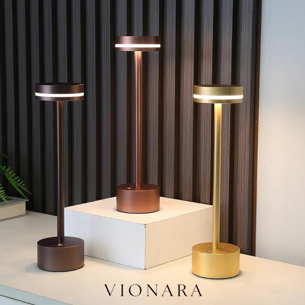 Vionara - Lampe de table aluminium rechargeable, intensité réglable | Vionara